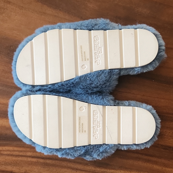 J/Slides - Picture 3 of 3